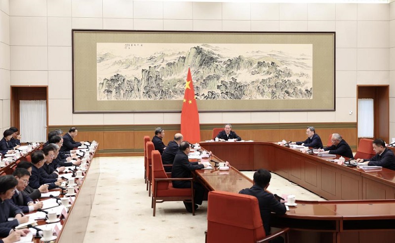 <a href="./xwzx/gzdt/202602/t20260209_750139.html">李强主持召开国务院第十次全体会议 讨论政府工作报告稿和“十五五”规划纲要草案稿</a>